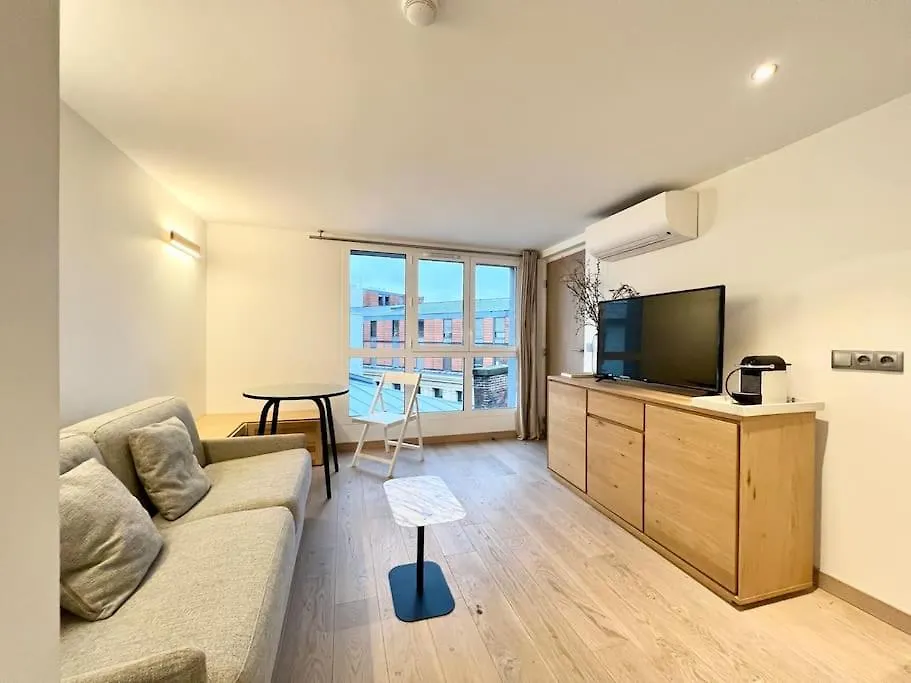 아파트 Parisian I118944i1 Chambreimontmartre-pigalle